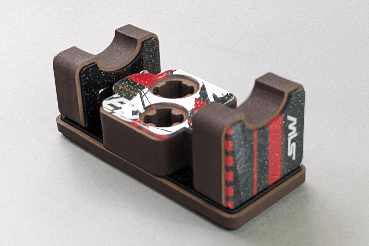 置竿架組裝後右側照