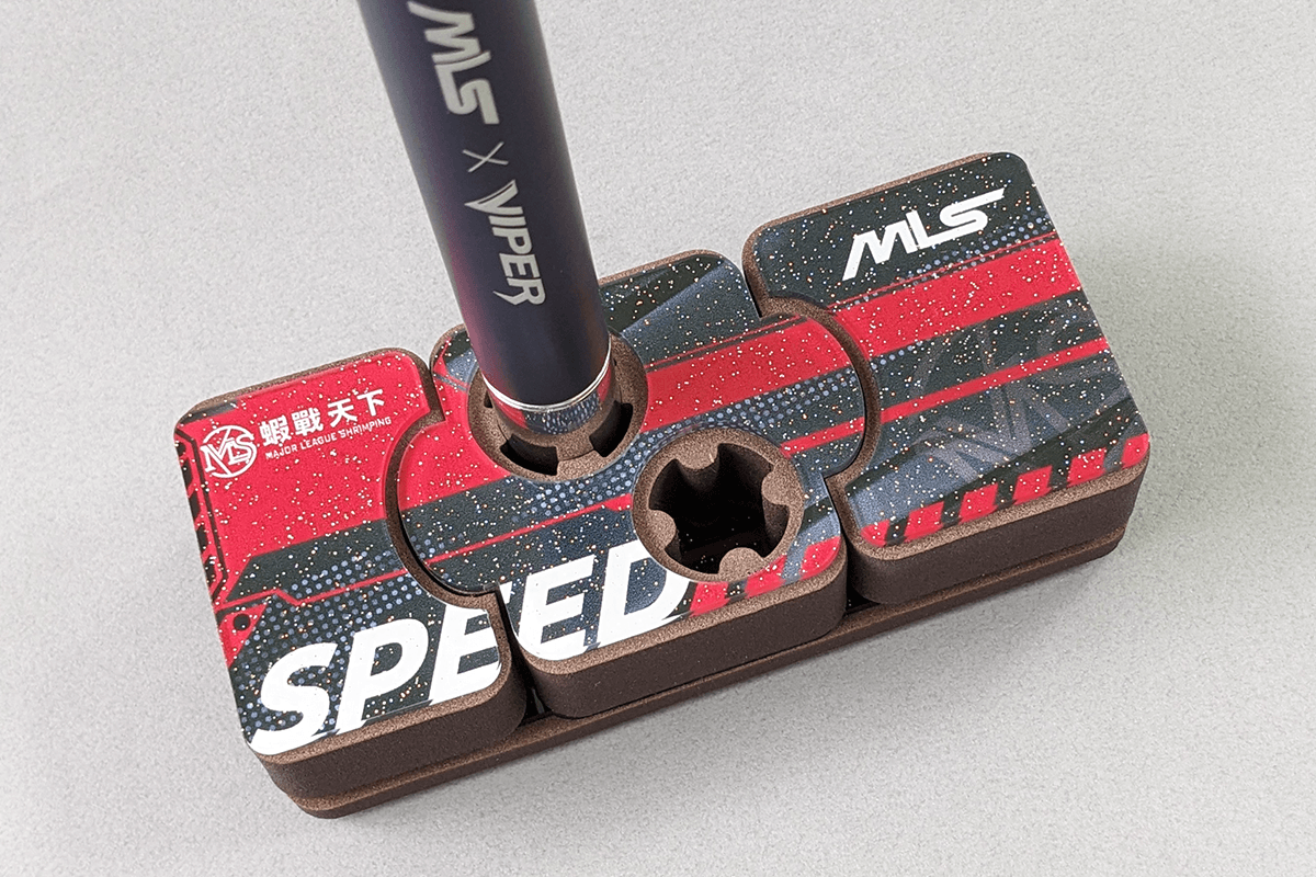 直插釣竿的樣子